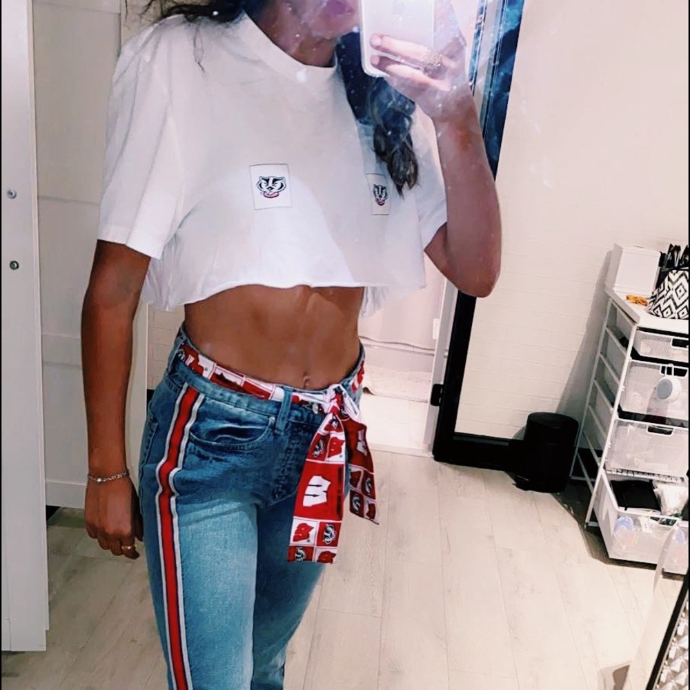 Univ. Of Wisco cropped top with Badgers!